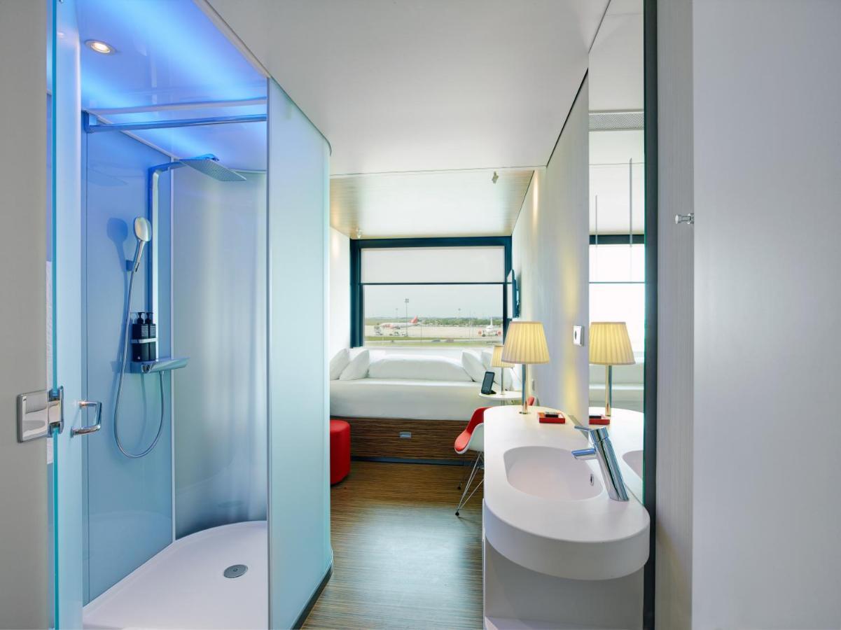 HOTEL CITIZENM PARIS CHARLES DE GAULLE AIRPORT ROISSY-EN-FRANCE 4* (France)  - from £ 119 | HOTELMIX